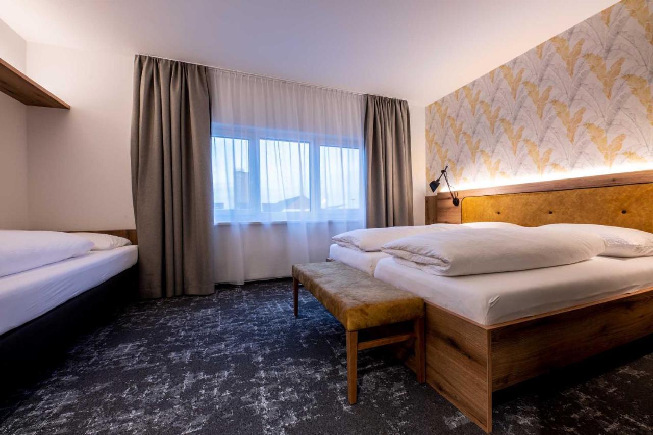 Sleep in Premium Motel Eggenburg Exterior foto